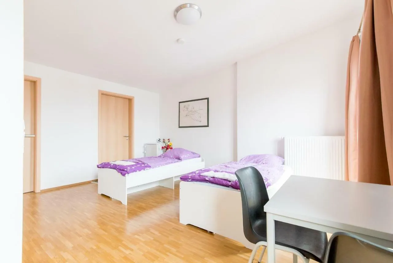 Private Rooms North Fair Hannover 0*,